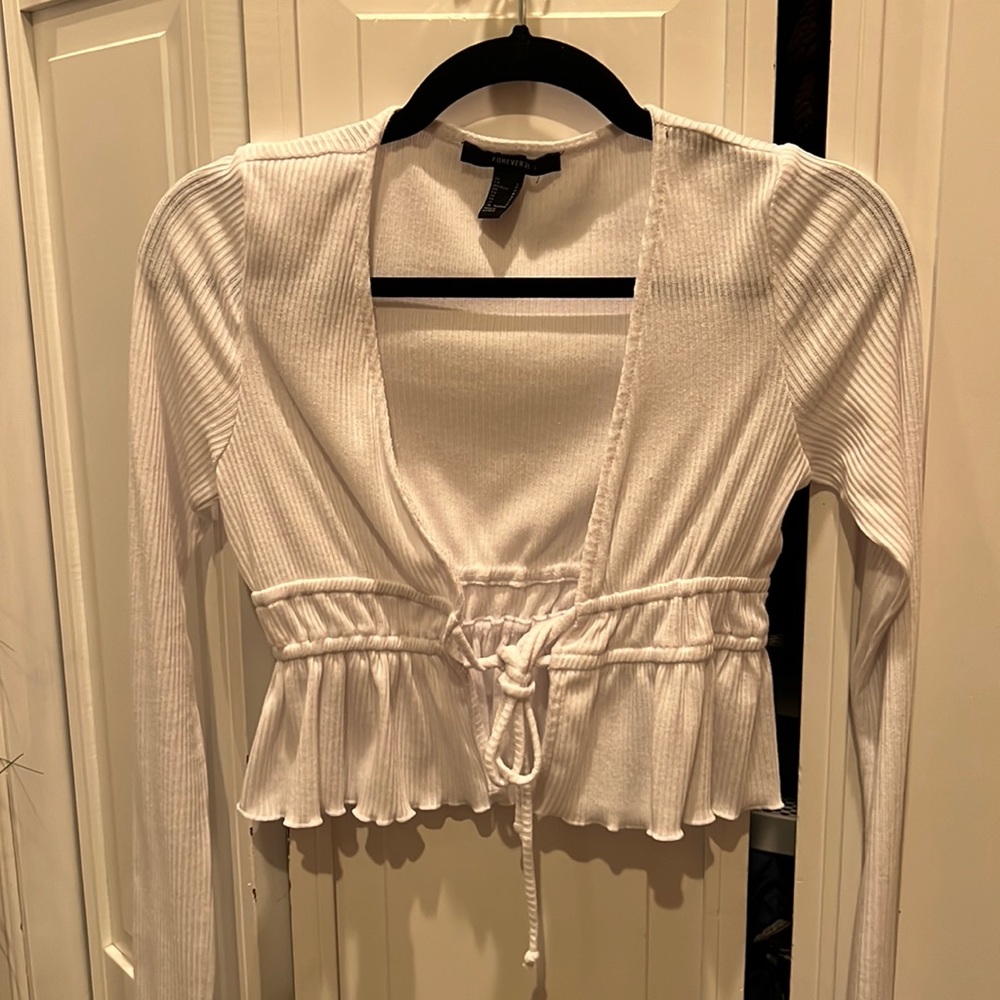 Forever 21 Cropped tie top